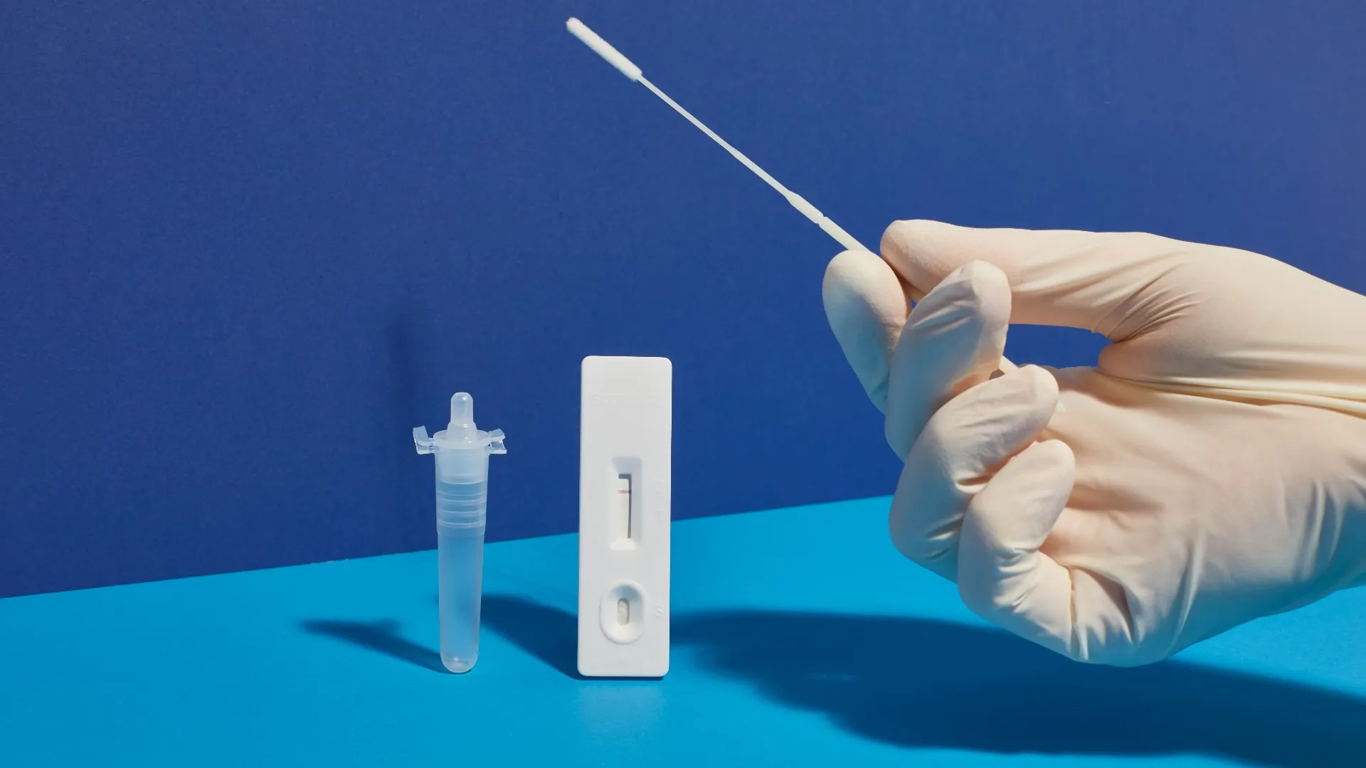 Does the 24-hour cycle affect how well PCR tests for SARS-CoV-2 work?